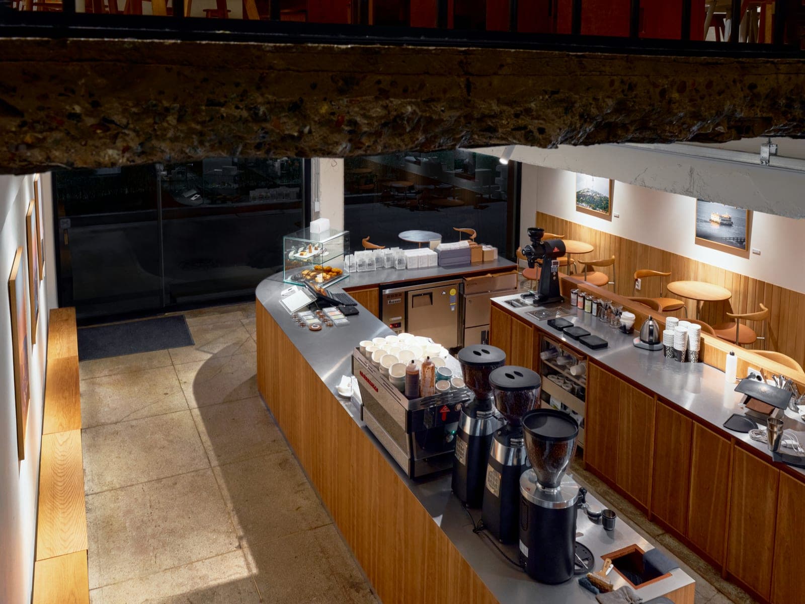 Biroso coffee, 신수점 8